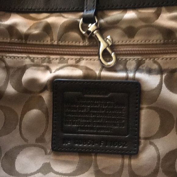 Original Coach genuine soft leather - Picture 6 of 6